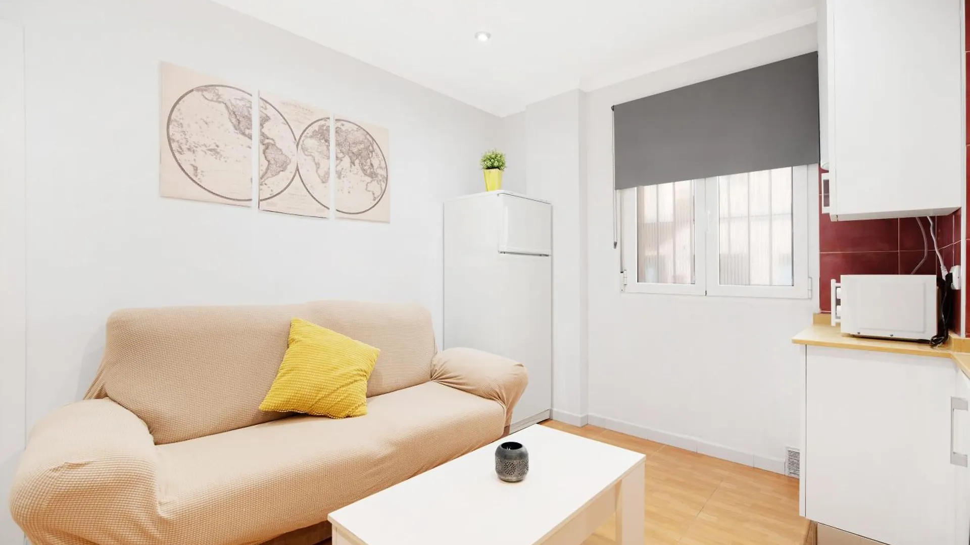 קדיז Santama Beach Apartment